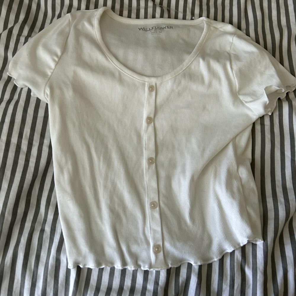 Wallflower white crop top. Size medium